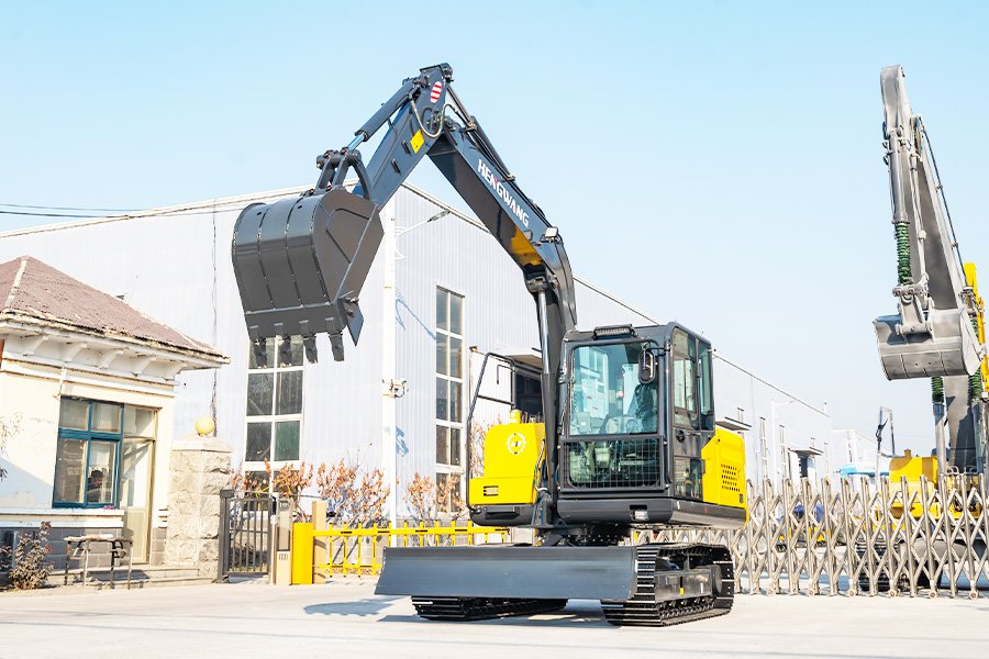 Precision and Control: The Advanced Hydraulic System