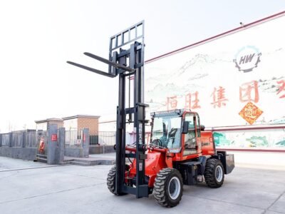 HWC-35 All-terrain forklift