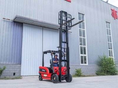 HW3T Electric Forklift